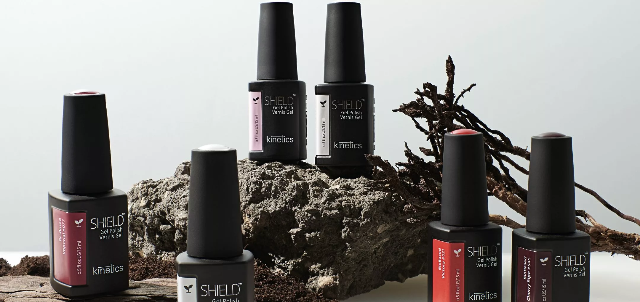 Collection de vernis semi-permanents biosourcés Kinetics BioBased chez The Nail Bar
