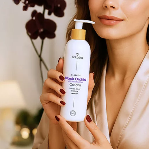 Crème hydratante vegan Yokaba Black Orchid – soin mains et corps à l’orchidée noire et poivre rose